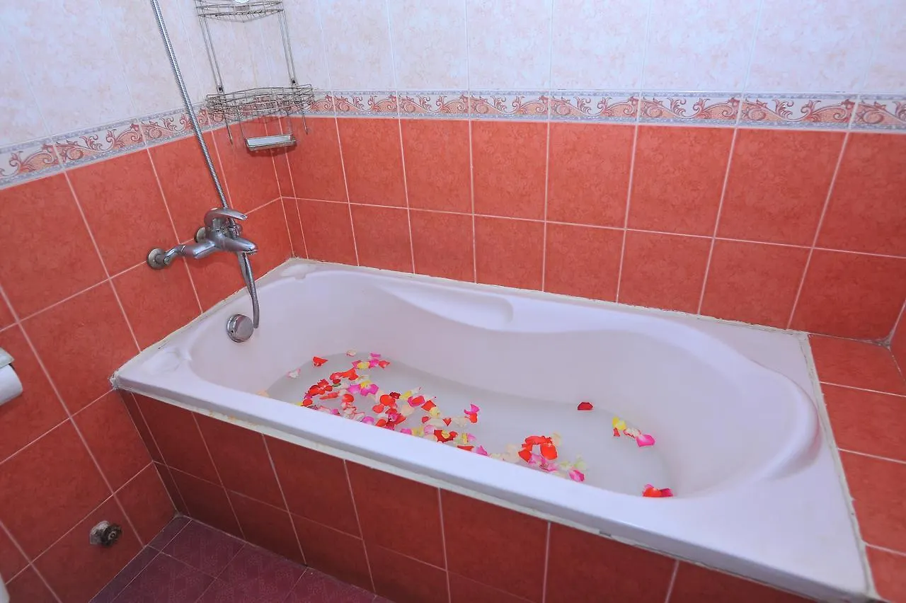 Ngan Pho Hotel Nha Trang 0*,